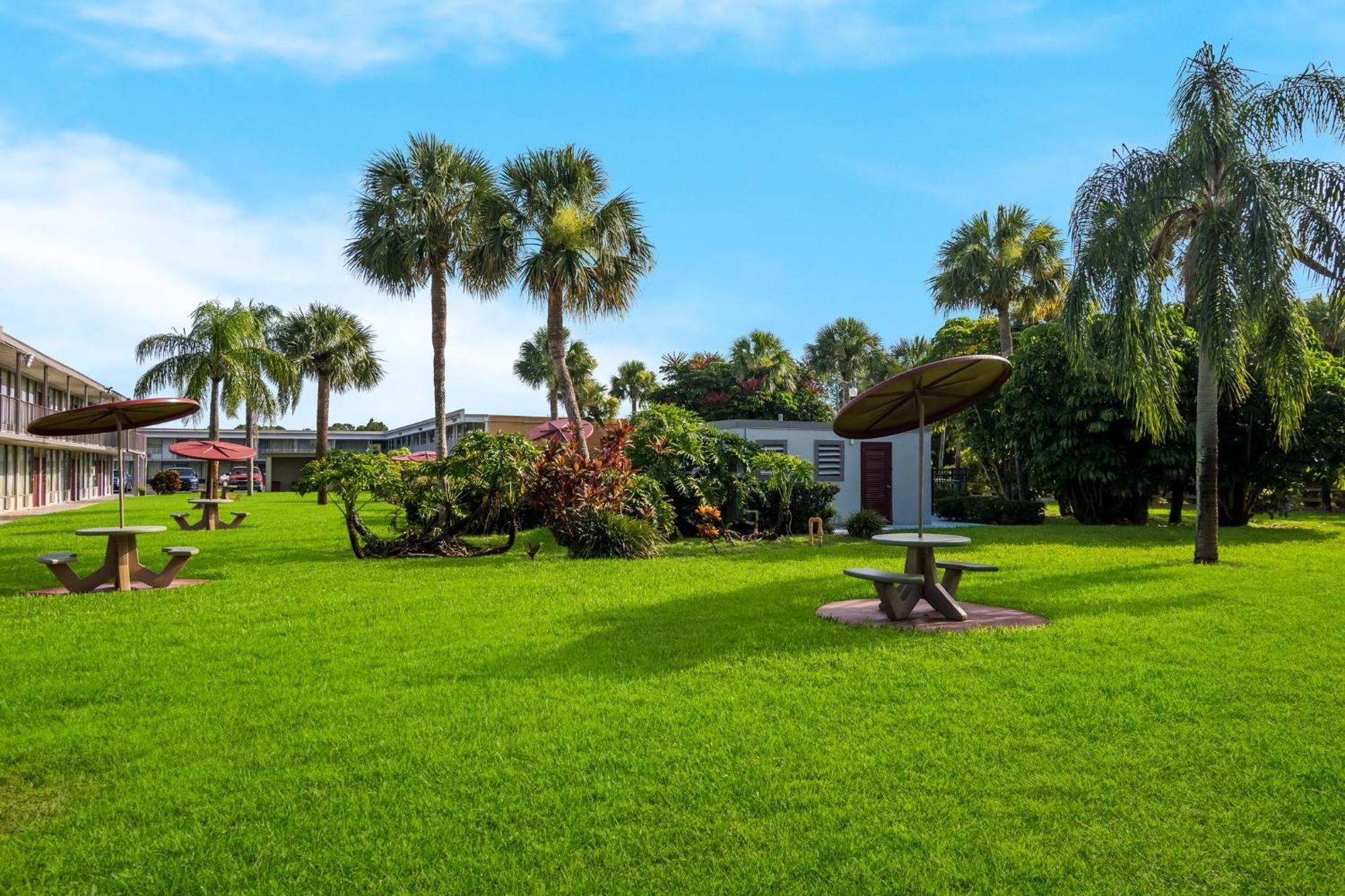 Red Roof Inn Vero Beach - I-95 Ngoại thất bức ảnh